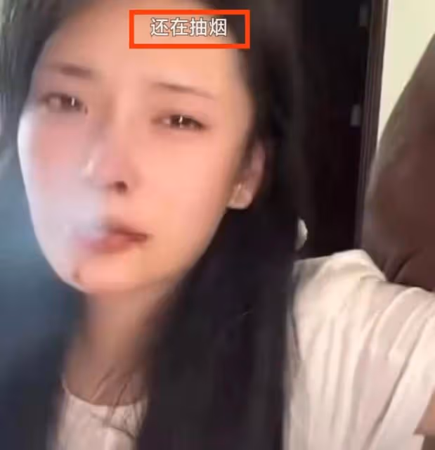 美女網紅被男友暴打!滿臉是血邊直播邊報警,男方被扒有家暴前科