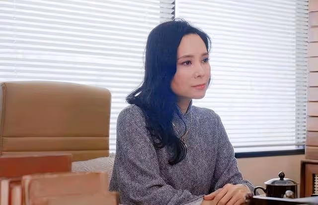 遺憾!48歲TVB前花旦自曝短期內不再拍劇,新作收視率差急忙甩鍋