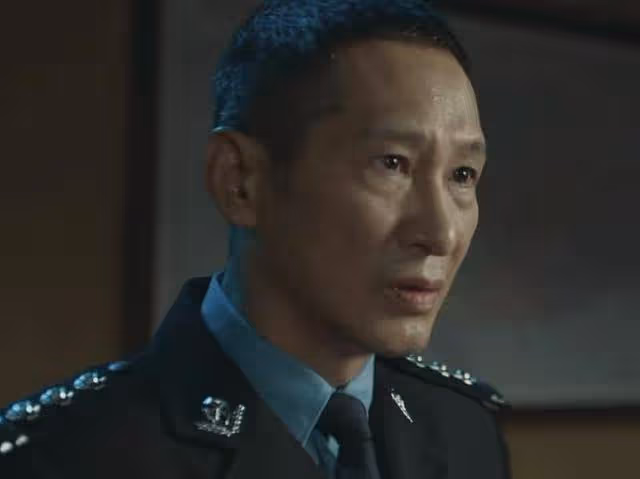 《冰雨火》一個真相大白了！吳振峰是臥底，陳副總隊的身份曝光