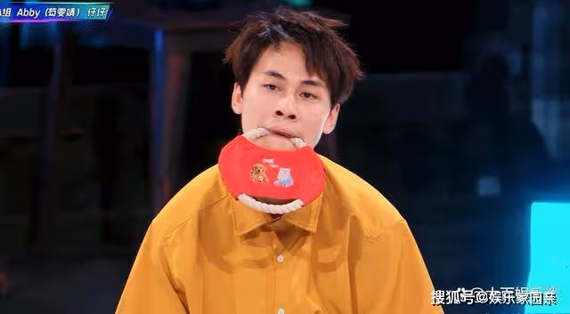 《這！就是街舞5》第三期，王一博被選手出場嚇到，又被感動哭了