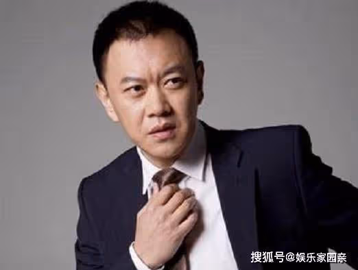 他是上億公司老總,卻偏愛和張嘉譯演戲,導演嘲笑:片酬沒有油錢多
