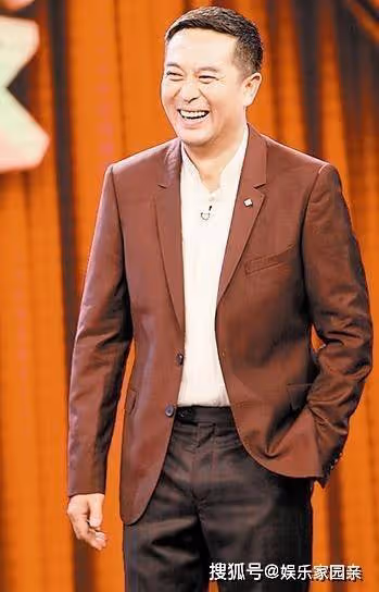 他是上億公司老總,卻偏愛和張嘉譯演戲,導演嘲笑:片酬沒有油錢多