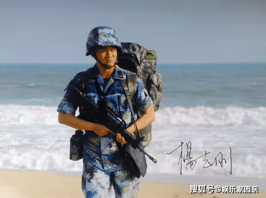 楊志剛拍戲從不漫天要價，但唯獨有個條件：要帶著老婆一起