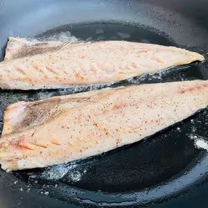 家常快手菜 香煎青花魚