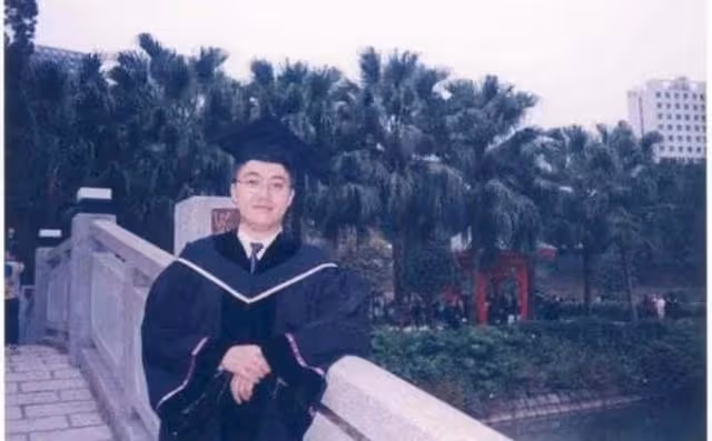 又走一個!TVB前主持宣布上月已完約離巢,因幽默風趣受觀眾追捧