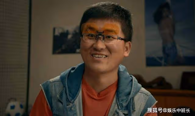 憑裝瘋賣傻月入百萬，買房娶碩士小嬌妻，姜濤說：放下臉就能賺錢