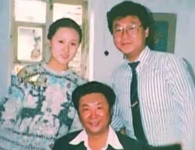 為了妻兒不惜與趙本山撕破臉，如今獲得影帝對丑妻不離不棄！
