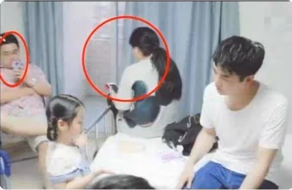 3歲出道年賺百萬!哭著說要「養弟弟」的阿拉蕾,如今褪去嬰兒肥,濃眉大眼美成高級臉