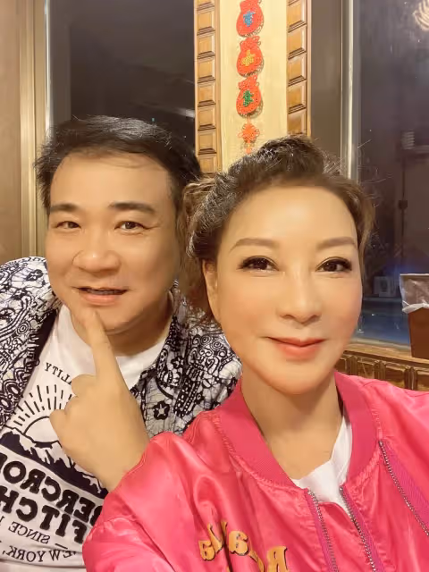 楊繡惠掛急診!半夜3點「求救好友陪送醫」健康亮紅燈 病況曝光「行程緊急取消」:姐真的累了