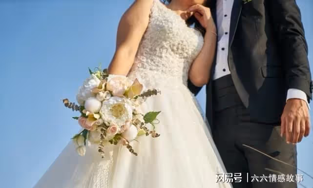 大兒子辛苦5年買房,母親生日當天說一話,次日大兒子換鎖賣了房