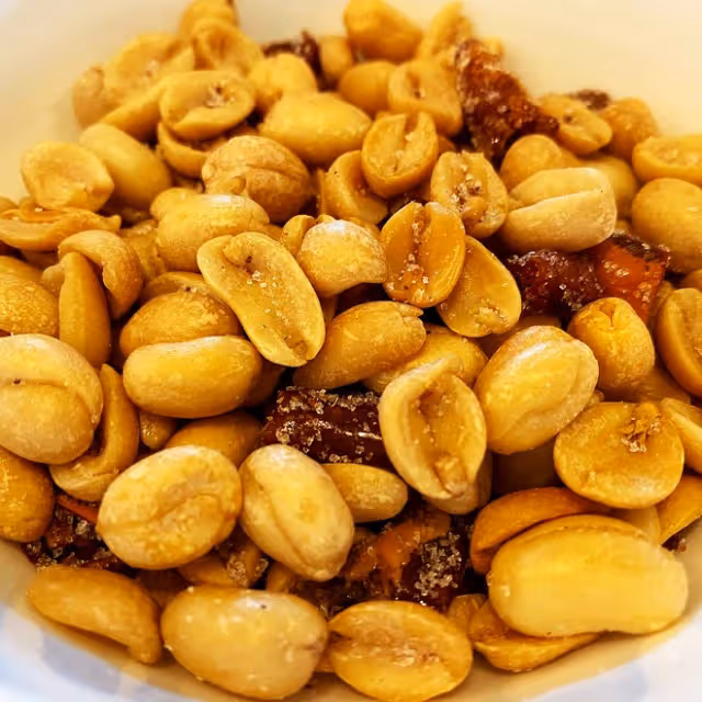 簡易版黃飛鴻麻辣花生（百分百成功）