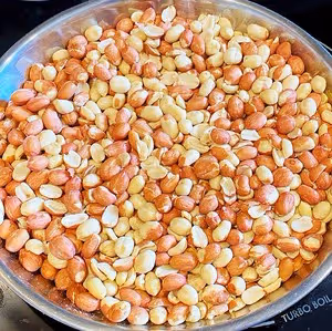 簡易版黃飛鴻麻辣花生（百分百成功）