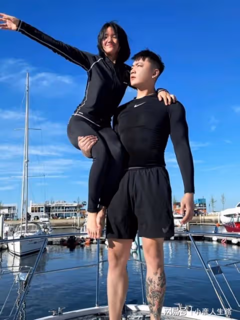 李勒優將上大學,晉媽帶她坐遊艇,崔晉:不是你我不知我有多混蛋