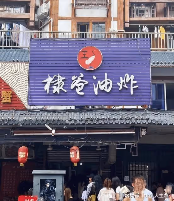 棣爸油炸生意火爆,內行人爆料可年入百萬,粉絲卻在評論區吵起來