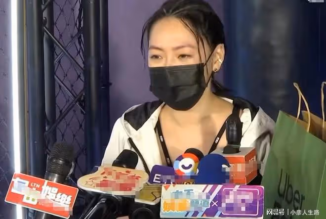 小S獲新加坡獎被誇國際巨星,稱具俊曄廚藝好,揚言要封殺二女兒