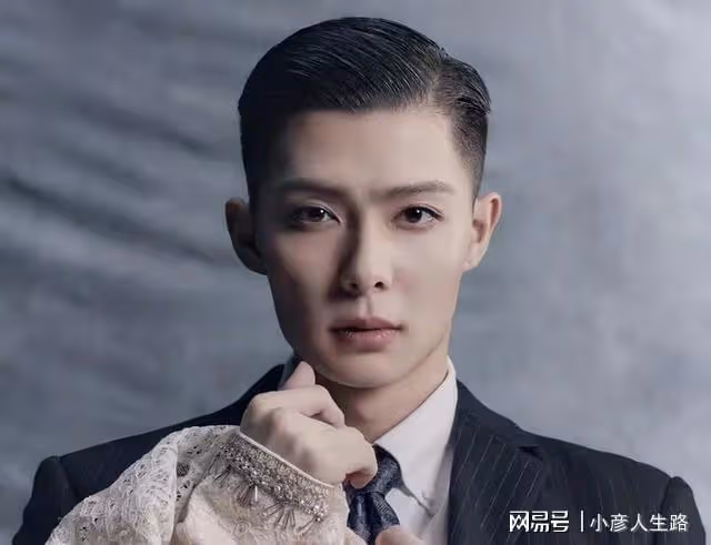 古力娜扎之後3人要「洗白」,手法讓人大開眼界,網友評論很高級