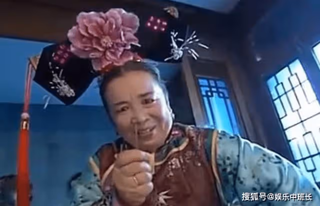 64歲「歪嘴」杜旭東，除了身份不簡單，女兒還是我們熟悉的她