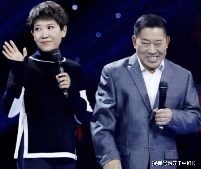 64歲「歪嘴」杜旭東，除了身份不簡單，女兒還是我們熟悉的她