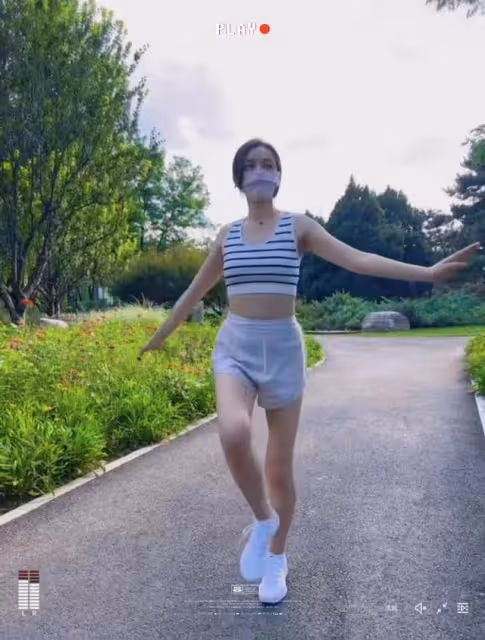 曝胡歌王曉晨隱婚生女,女方剛出月子多次秀鑽戒,本尊火速回應