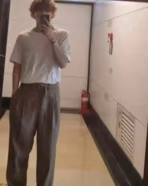 Jennie、V合照再度流出,疑被黑客威脅?想要封口費失敗