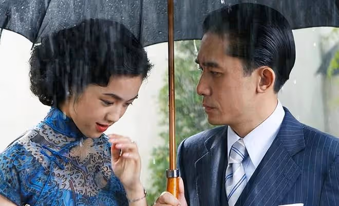 從曾被全網封殺,到韓國國民女神,湯唯除了「脫」,還有什麼?