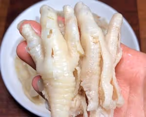 酸辣無骨檸檬雞爪