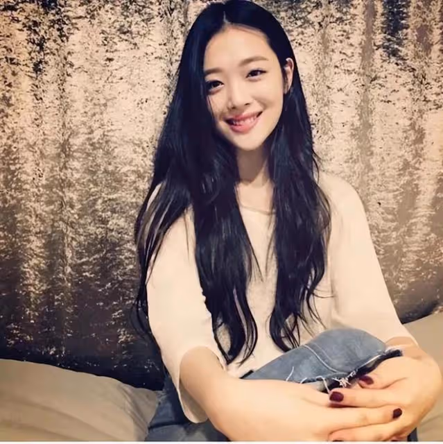 又一韓國女星自殺!強迫陪睡、遭權貴玩弄,韓國女藝人到底多慘?