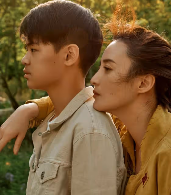 老媽貌美如花,兒女卻各有各的丑,這10位星二代的長相真玄幻