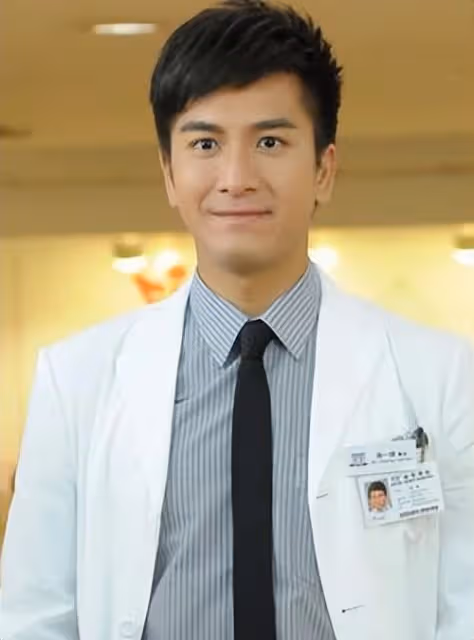 離結婚差一步!TVB視帝曝與小花女友遲遲未婚原因,已想好當人父