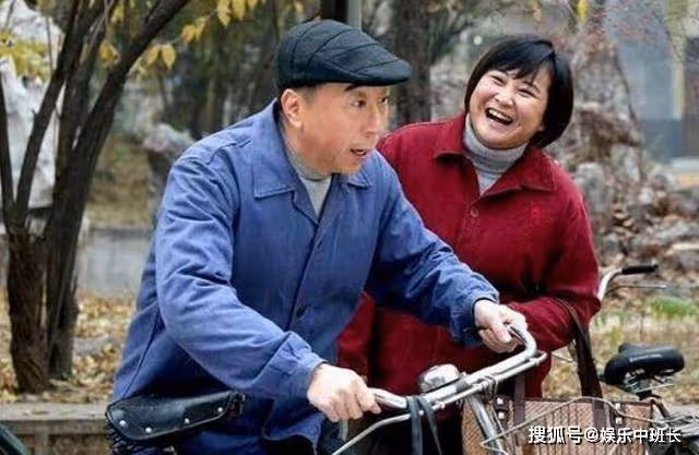 他捧紅了11個徒弟，60大壽卻只有1人到場，賈玲沒有表示