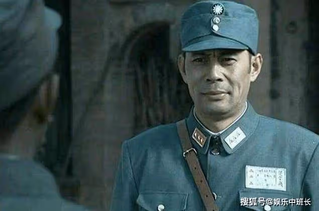 以趙麗穎替身出道，在穎寶懷孕期間瘋狂接戲，如今熱度不輸趙麗穎