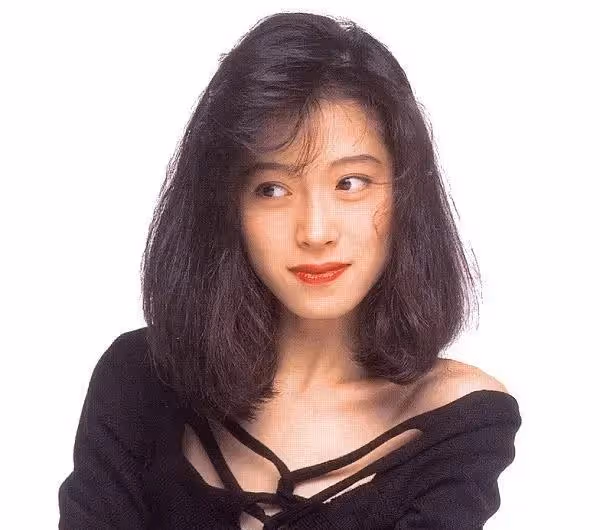 破碎氛圍感油畫美女!女神中森明菜宣布復出,曾與梅艷芳同一男友