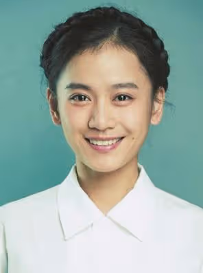 30歲女星官宣結婚懷孕!挺皮球肚產檢,與馮小剛傳緋聞老公成謎