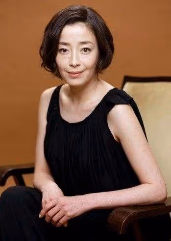 一生悲慘堪比梅艷芳!15歲大紅卻遭親媽逼迫「放棄愛人」 抑鬱4年後重生「和王祖賢合作」獲影后