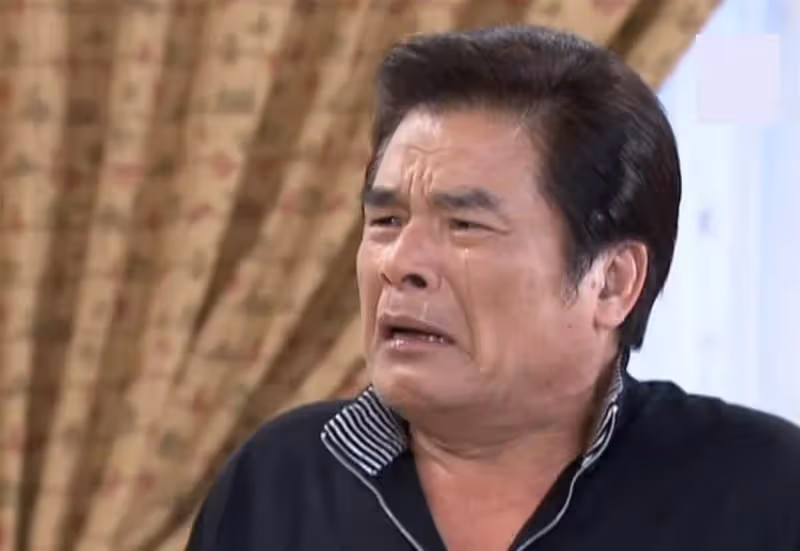 60歲拿影帝,娶了6個老婆,最小才20多歲,每人一月「發7萬生活費」破產後全走了:現實版韋小寶