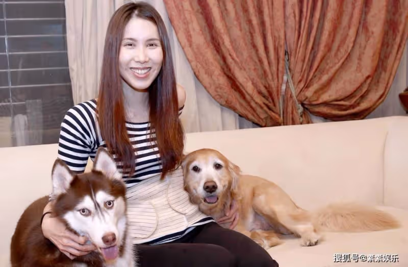 余苑綺的骨灰與愛犬合葬,生前遺願完成,女兒稱夢見了媽媽