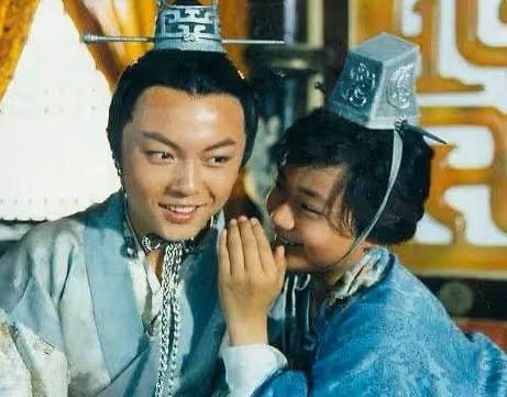 李連杰御用兒子!10歲出道「合作大咖」無數 卻因周潤發「一句話退圈」如今難回巔峰
