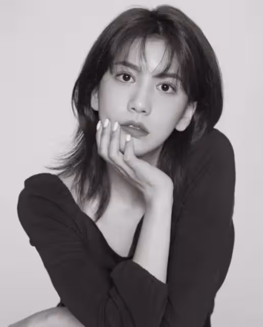 又一女星自殺,她們如墮深淵