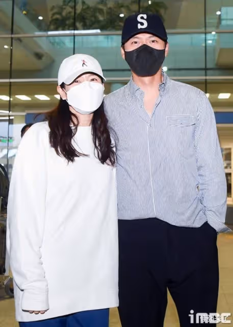 玄彬孫藝珍被曝5月4日登記成為合法夫妻,女方正式加入老公戶籍