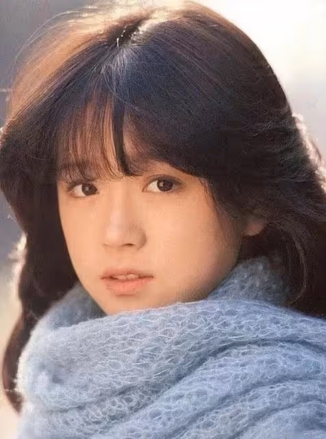 日本元朝歌姬,中森明菜宣布復出!57歲近照曝光,笑容燦爛氣色佳