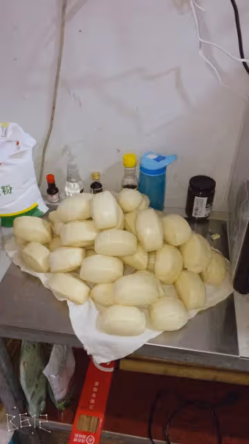 超級鬆軟的刀切饅頭（消耗低筋麵粉）