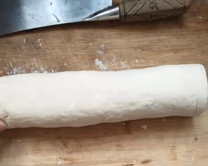 超級鬆軟的刀切饅頭（消耗低筋麵粉）