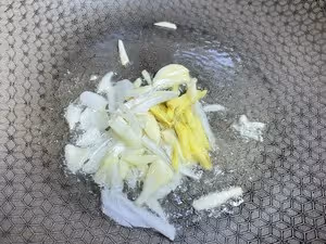 土豆絲炒雞蛋