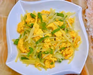 土豆絲炒雞蛋