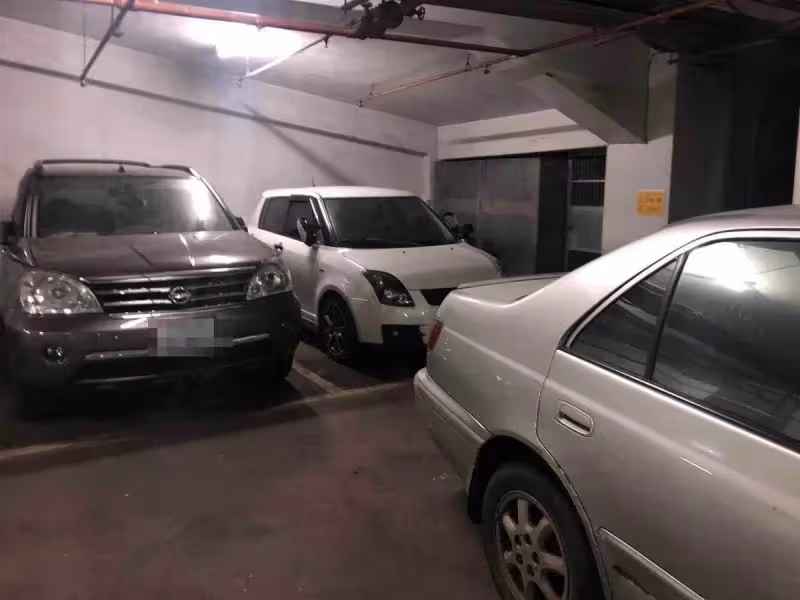 車位第3次被鄰居亂停,無法接孩子「要求挪車還被拒絕」她忍無可忍只用一招「搞失蹤」,結局讓萬人叫好:簡直太舒爽
