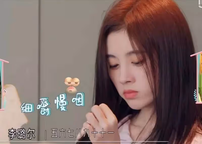 打假「四千年美女」鞠婧禕，從身高到三圍，沒有一樣是真材實料的，網友：看著真尷尬
