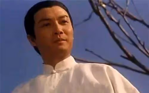 心痛!「鐵膽神侯」劉松仁疑患中風,靠拐杖走路右手失去活動能力_劇集_時候_朋友