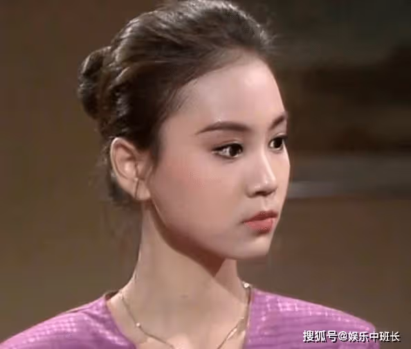 只知道她是「太后專業戶」，卻不知她年輕時有多美，驚艷了時光啊