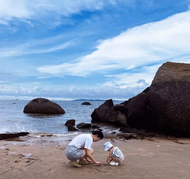 林峯為愛女生日打造夢幻海洋風生日派對,親自安裝嬰兒椅父愛爆棚