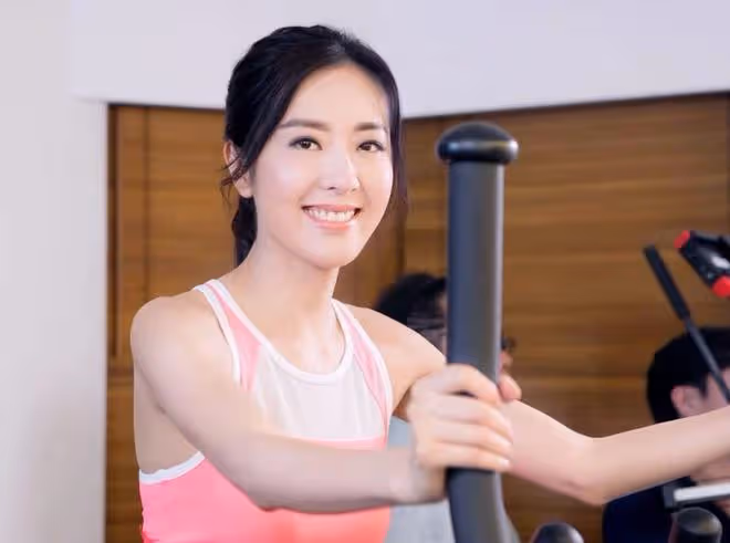 又走一個!41歲唐詩詠離開TVB,曾累到健康出問題,吃米飯都過敏